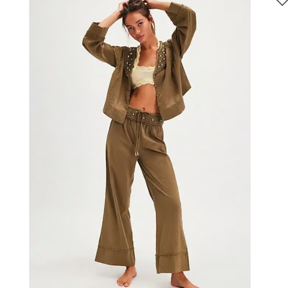 Free People Intimately Sweet As Roses Lounge Set Sage - Picture 3 of 13